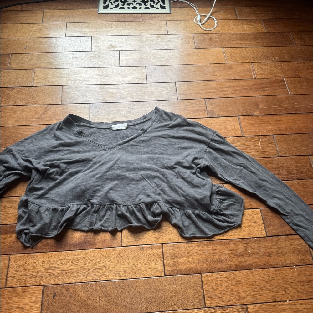 (BOGO) Gray Women's Ruffle Hem Top